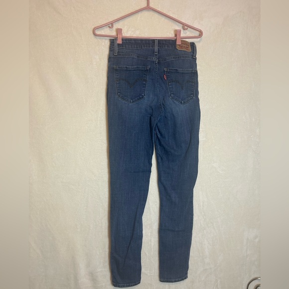 Levi’s 721 High Rise Skinny Jeans - Picture 3 of 4